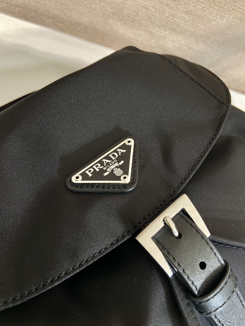 Pra*a backpacks
